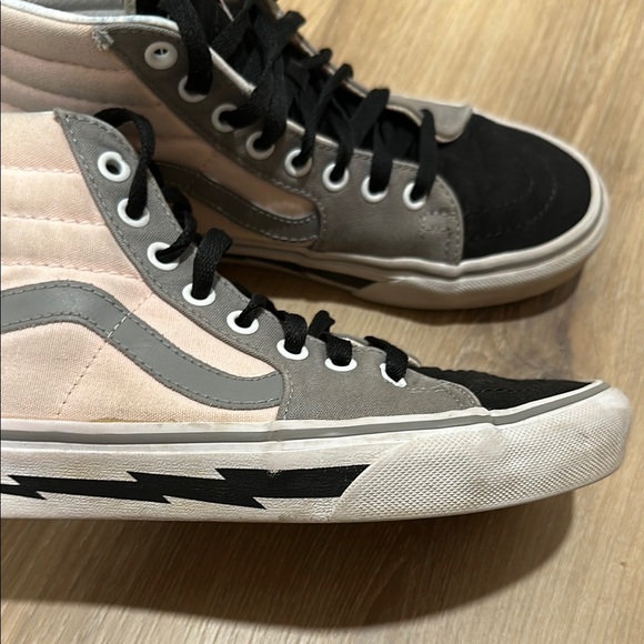 Vans High-Top Sneakers with Lightning Bolt Design - Picture 1 of 7